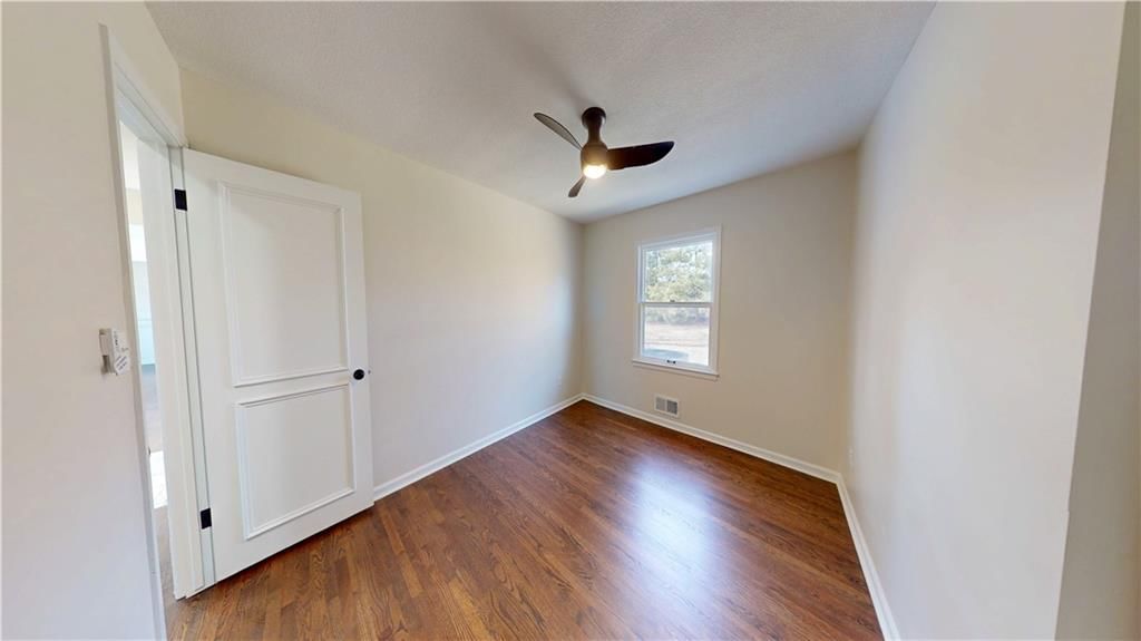 10128 Broadmoor Street — photo 23