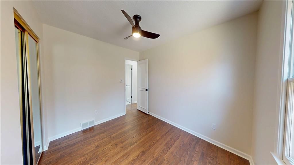 10128 Broadmoor Street — photo 24