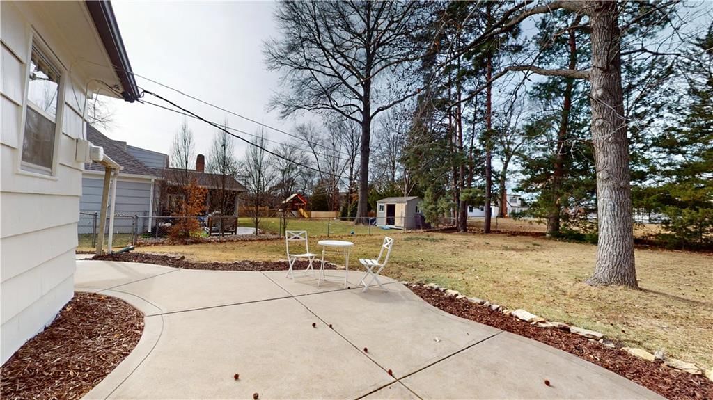 10128 Broadmoor Street — photo 34