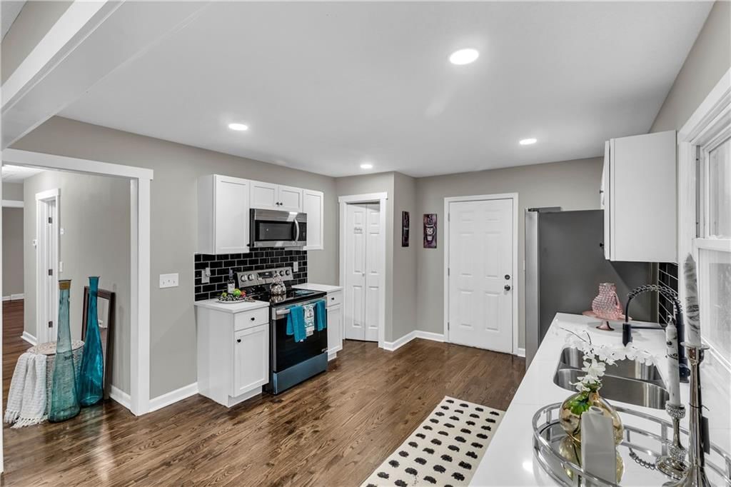 3141 S 37th Street — photo 11