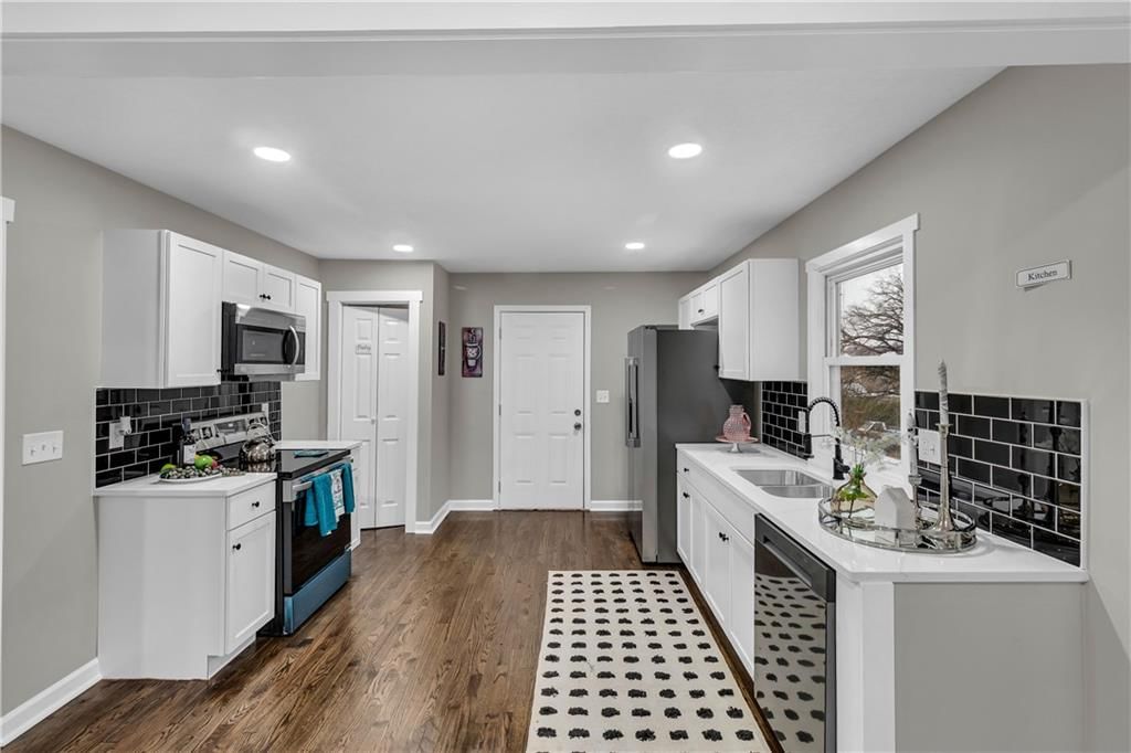 3141 S 37th Street — photo 13