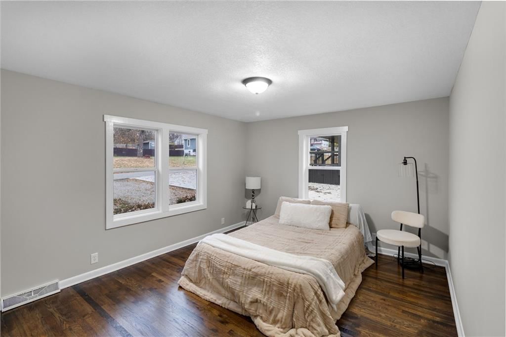 3141 S 37th Street — photo 17