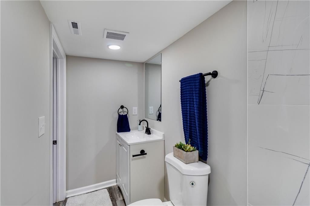 3141 S 37th Street — photo 23