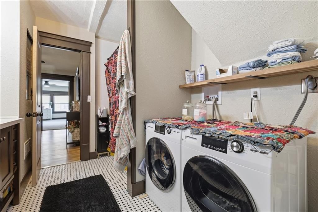 1217 E ARMOUR Boulevard — photo 43