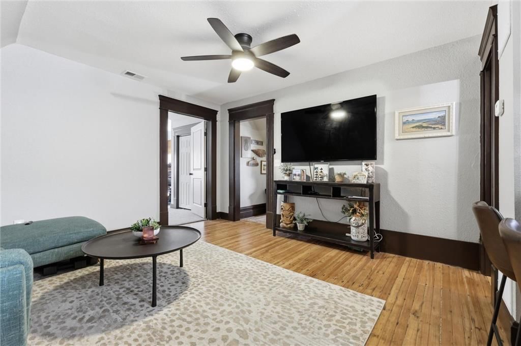 1217 E ARMOUR Boulevard — photo 44