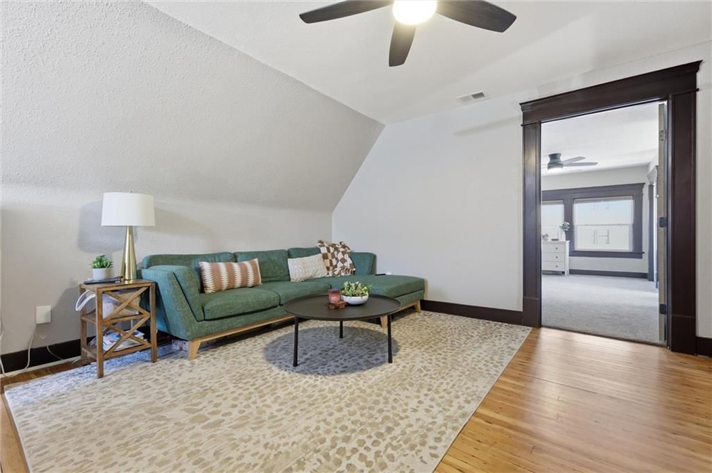 1217 E ARMOUR Boulevard — photo 46