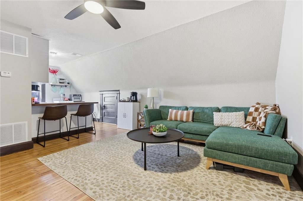 1217 E ARMOUR Boulevard — photo 47