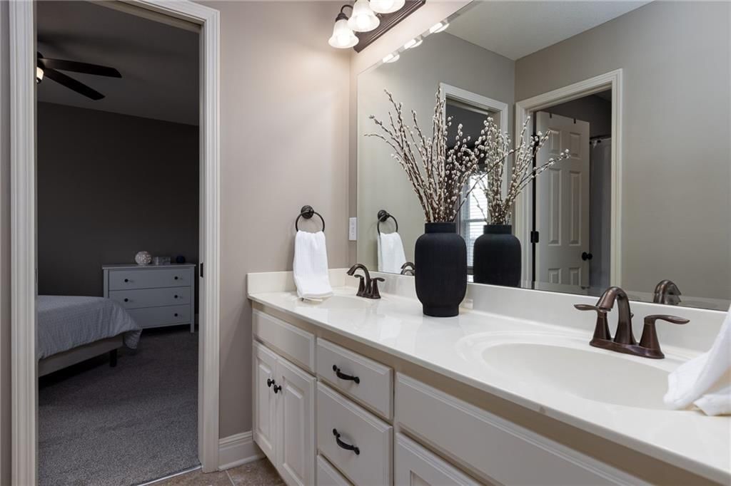 17811 Greyhawke Ridge Drive — photo 23