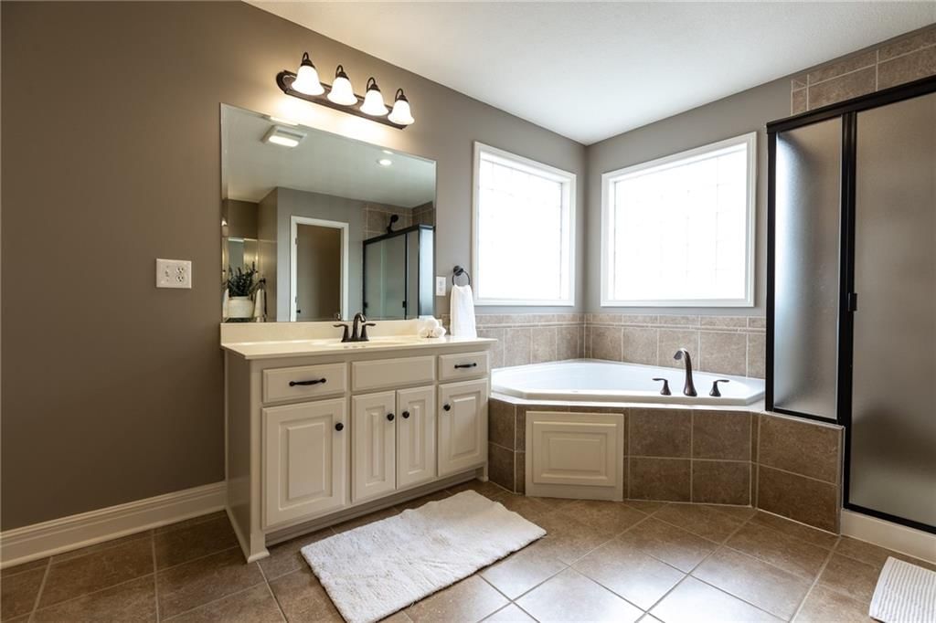17811 Greyhawke Ridge Drive — photo 34