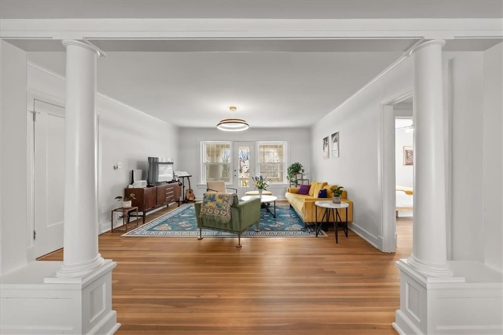 4227 Oak Street — photo 8