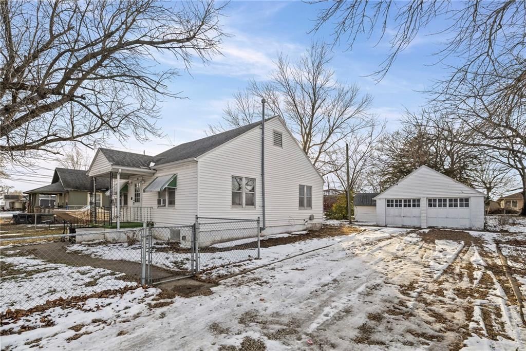 509 N Oak Street — photo 4