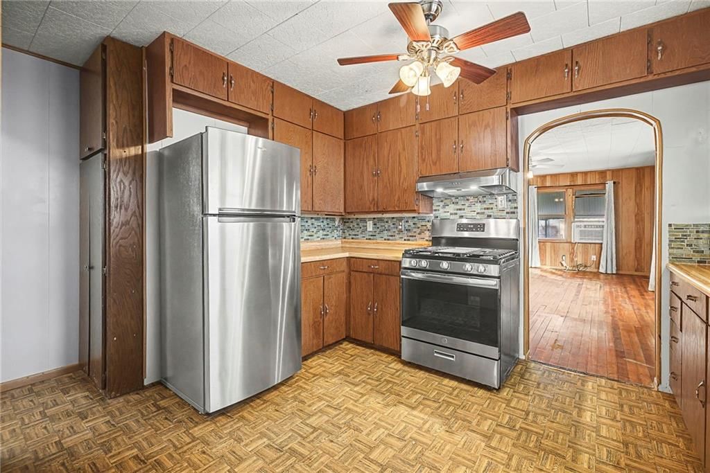 509 N Oak Street — photo 11