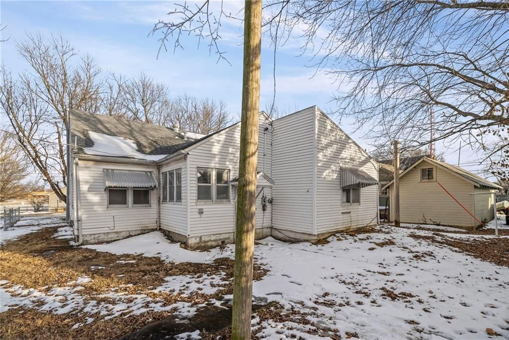 509 N Oak Street — photo 28