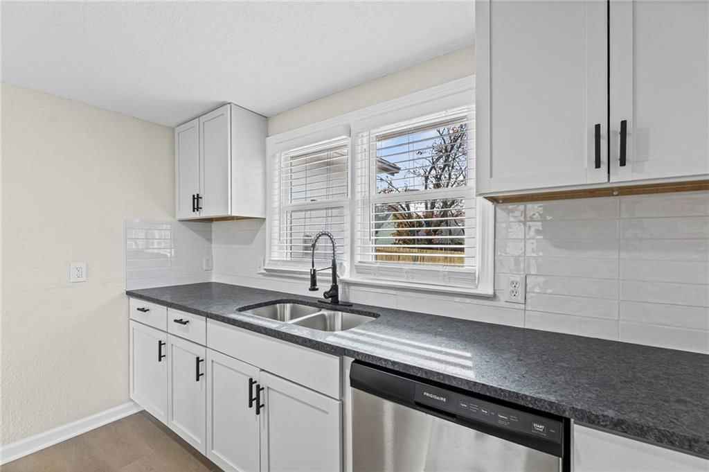 13305 W 51ST Street — photo 6