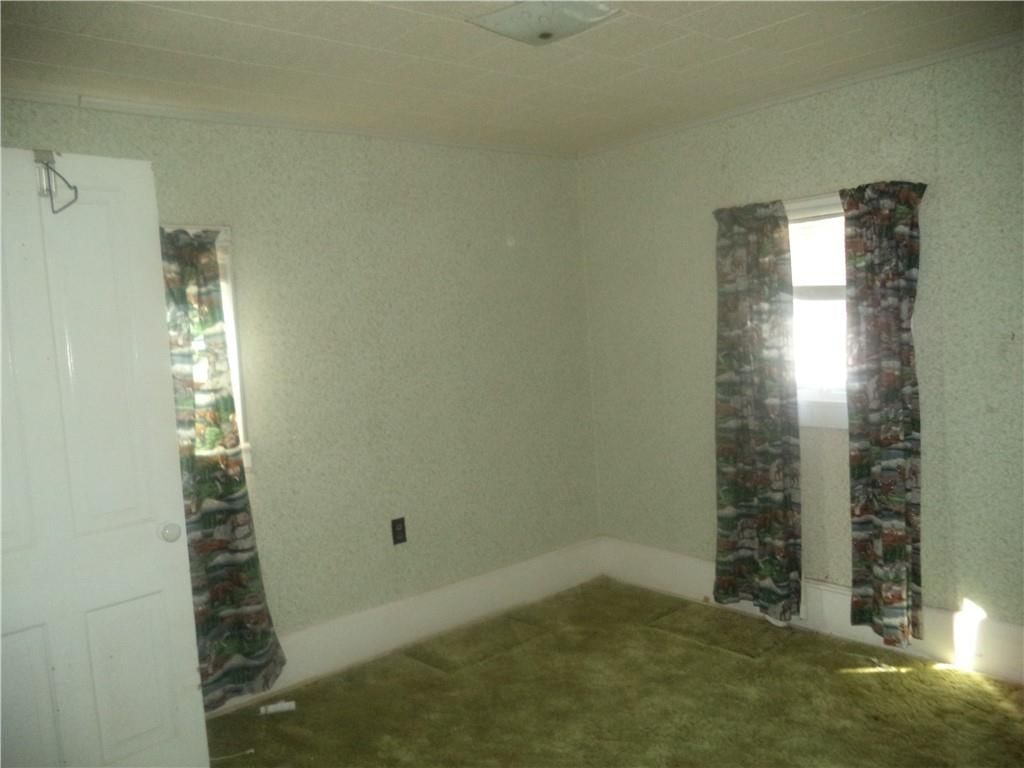 326 E Maple Street — photo 22
