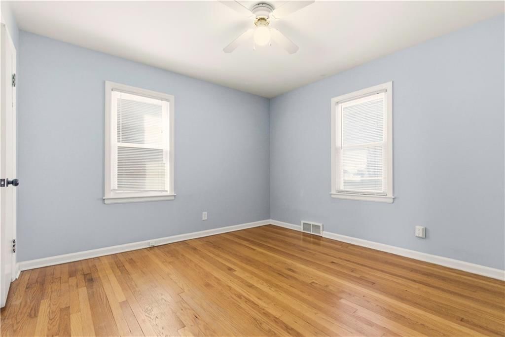 409 E 90th Street — photo 18