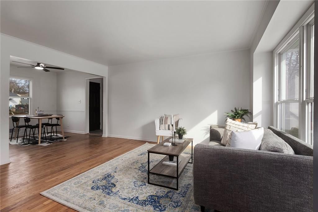9822 England Drive — photo 5