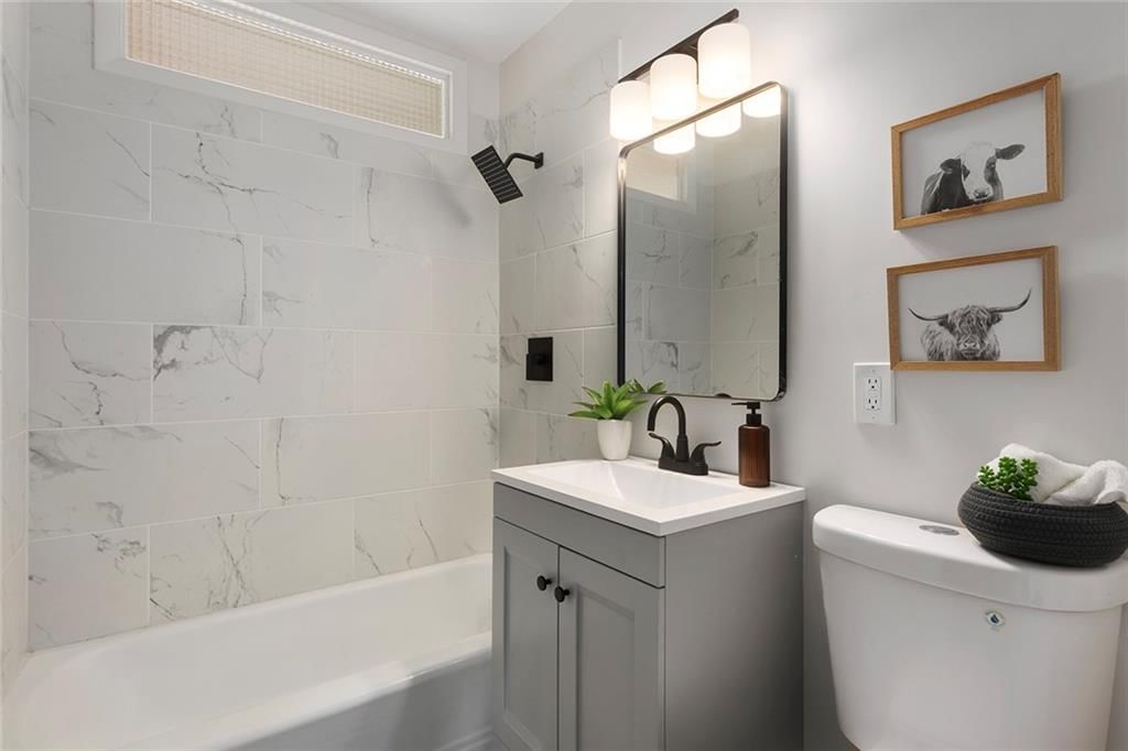 9822 England Drive — photo 20