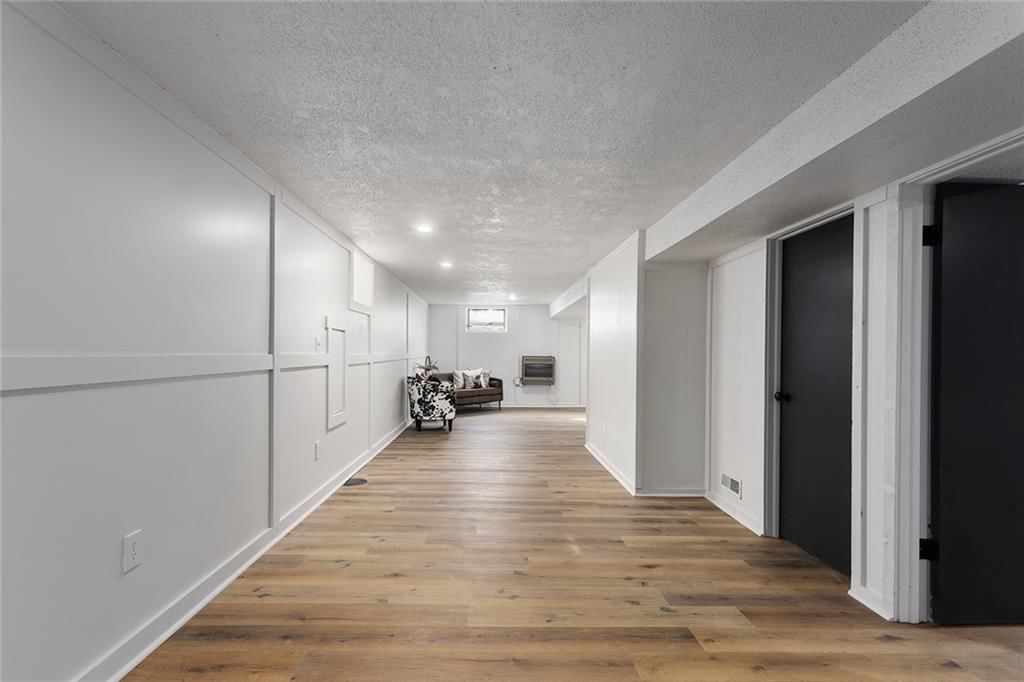 9822 England Drive — photo 21
