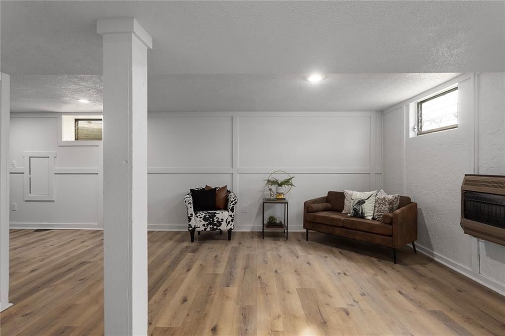 9822 England Drive — photo 22