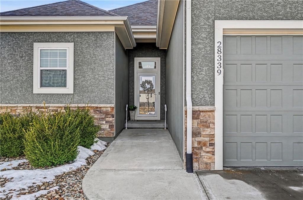 28339 W 164th Street — photo 2