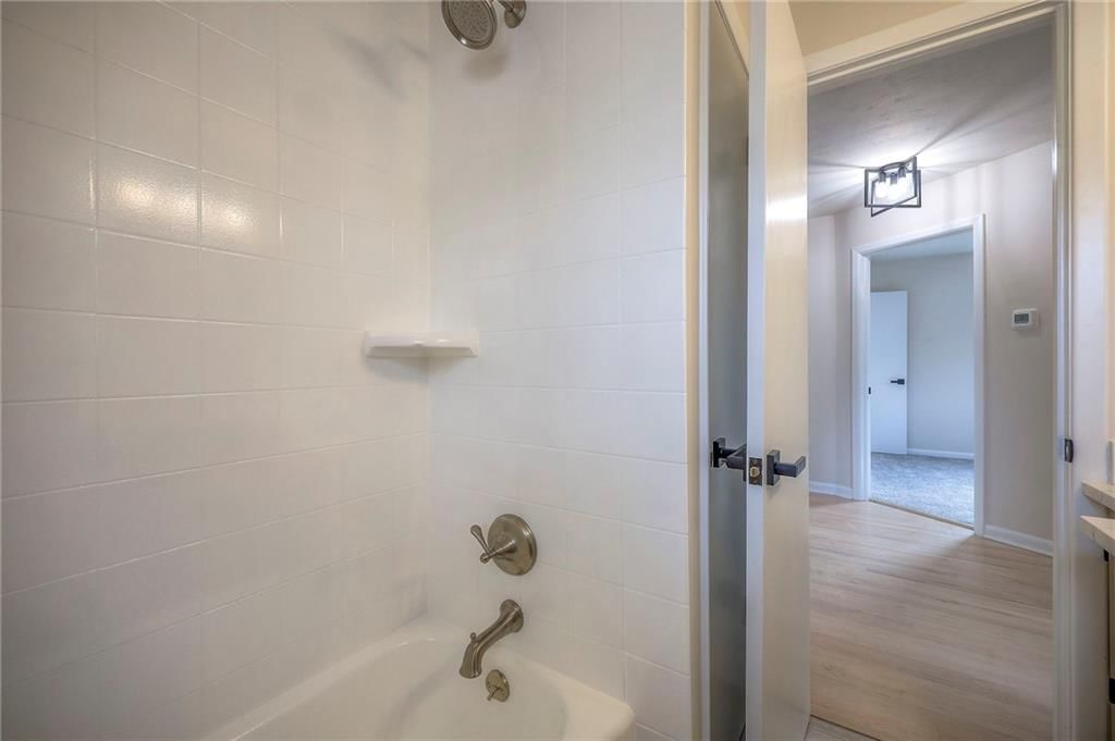 6422 Spring Avenue — photo 23