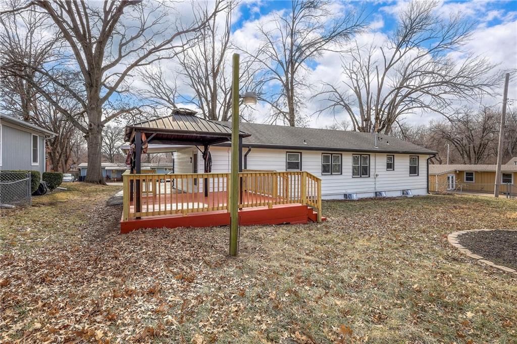 6422 Spring Avenue — photo 40