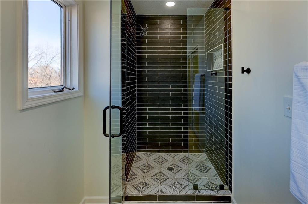 5601 N Flint Ridge Road — photo 32