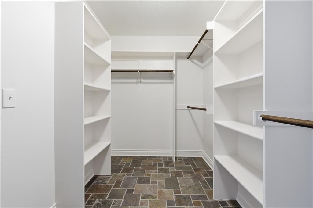 10619 N Garfield Avenue — photo 39