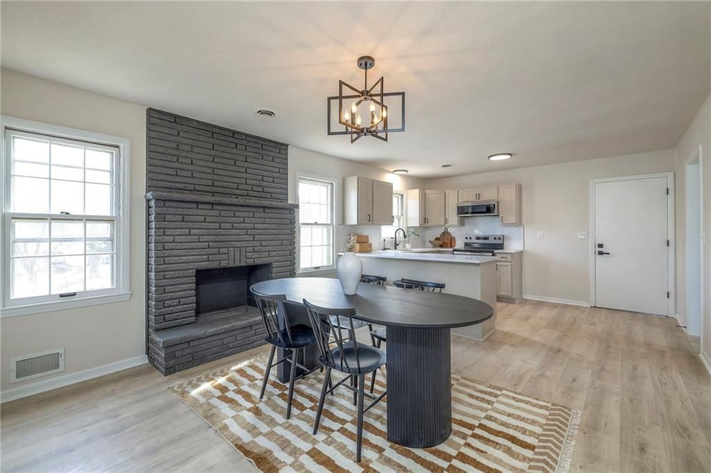 5729 Laurel Avenue — photo 13