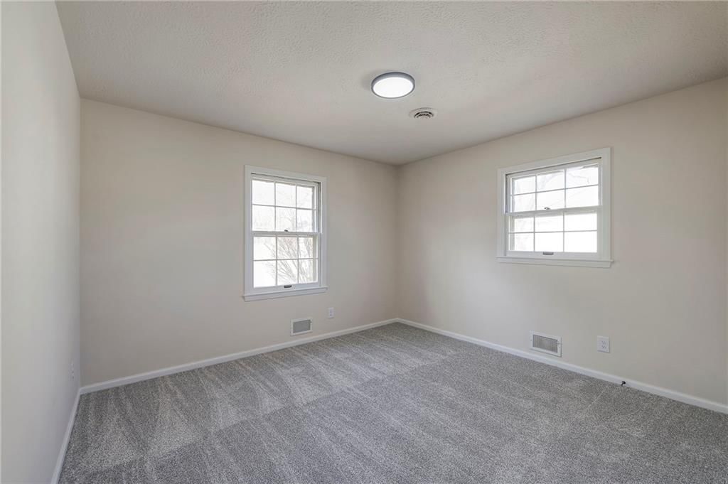 5729 Laurel Avenue — photo 19