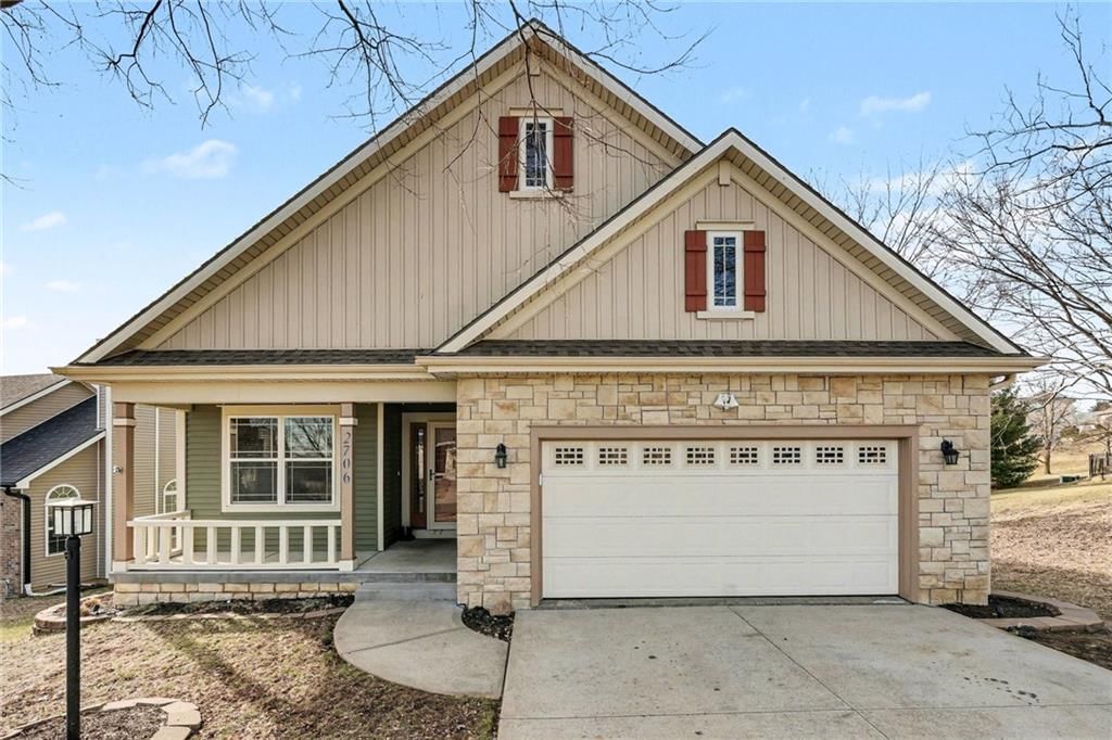 2706 Meadow Ridge Drive — photo 2