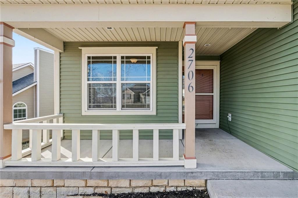 2706 Meadow Ridge Drive — photo 4