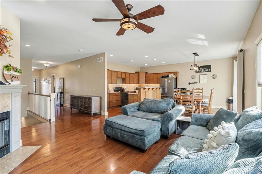 2706 Meadow Ridge Drive — photo 8