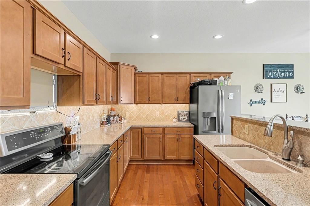 2706 Meadow Ridge Drive — photo 12