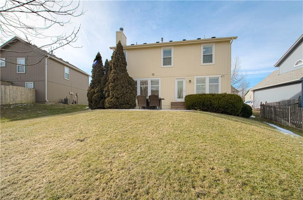 15663 Conser Street — photo 33