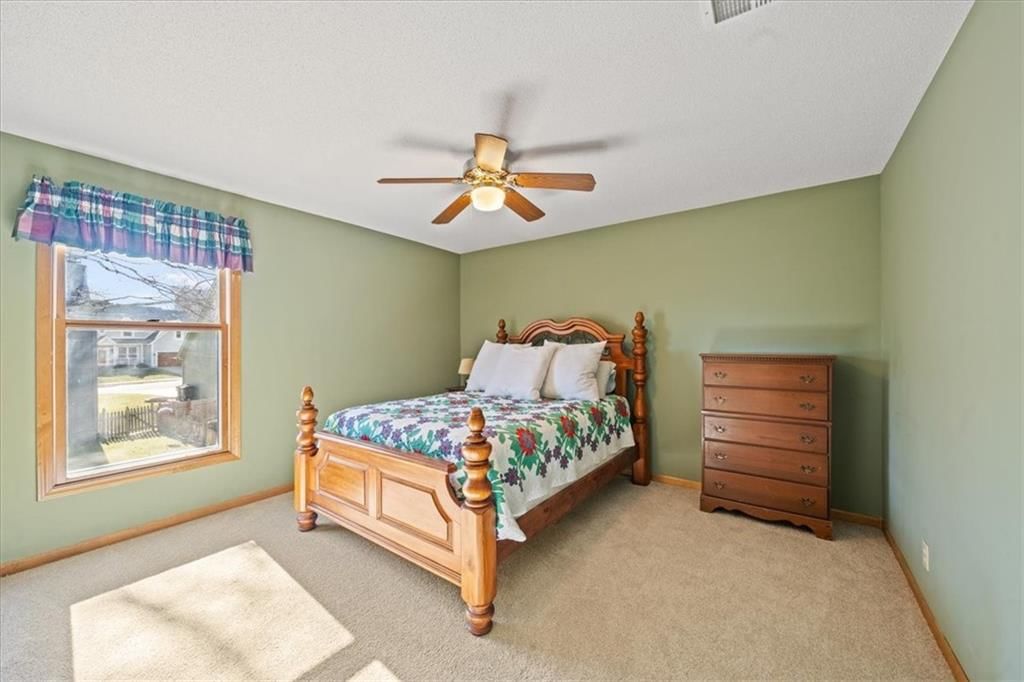 1383 S Hunter Drive — photo 16