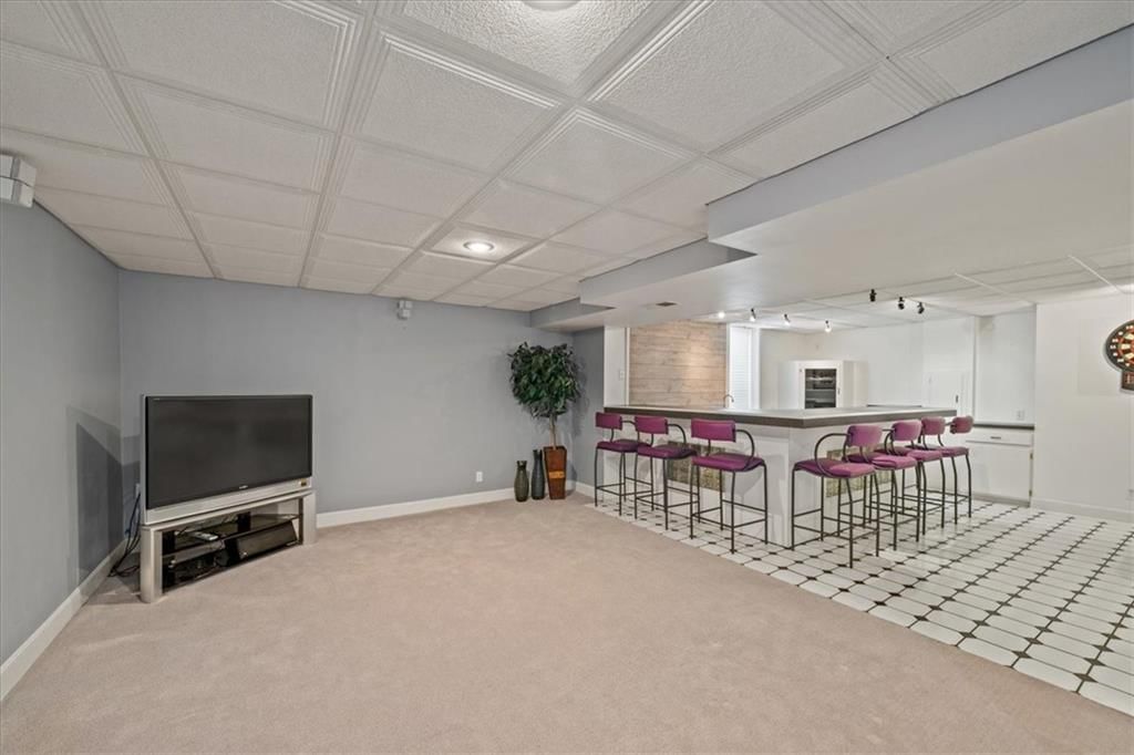 1383 S Hunter Drive — photo 23