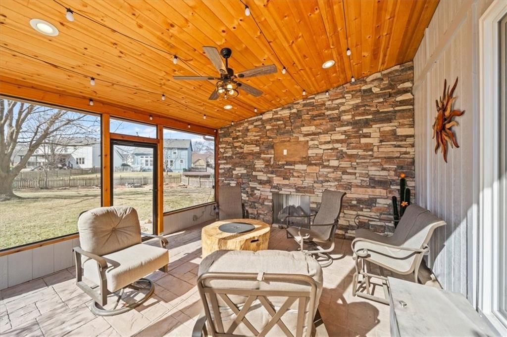 1383 S Hunter Drive — photo 24