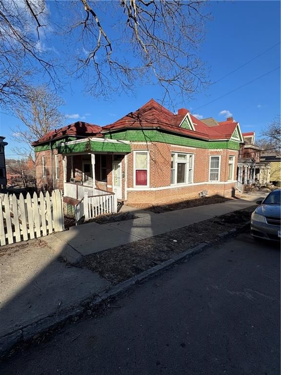 1209 Charles Street — photo 2