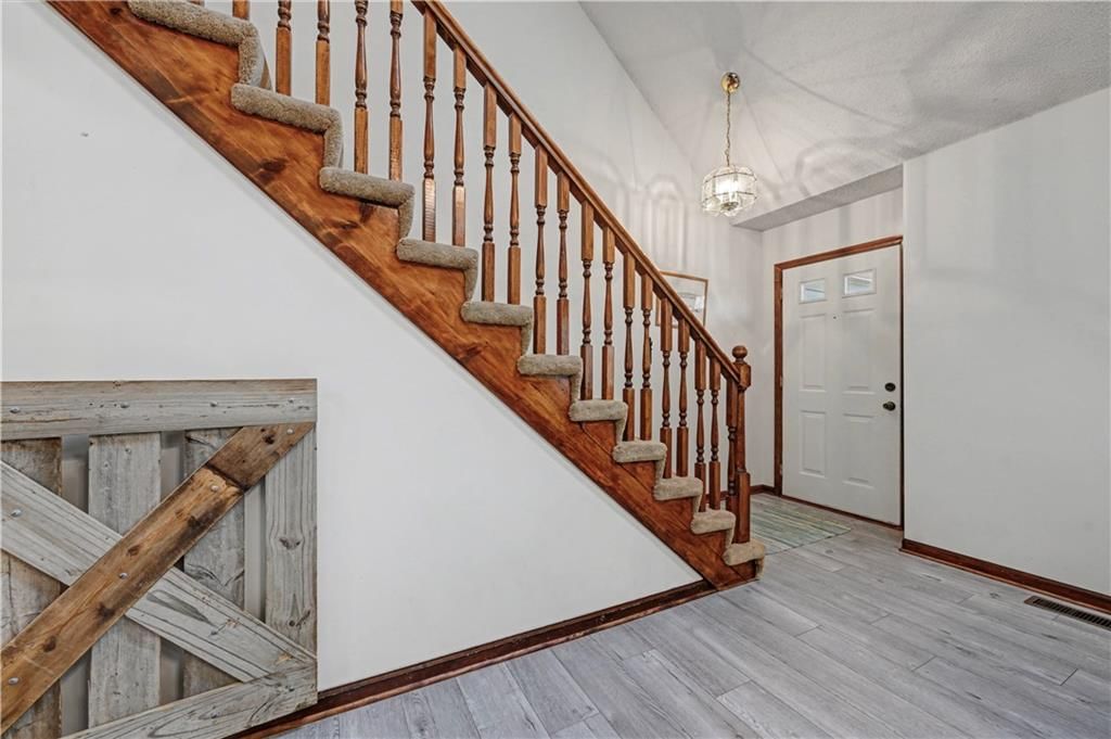 307 E Gore Road — photo 20