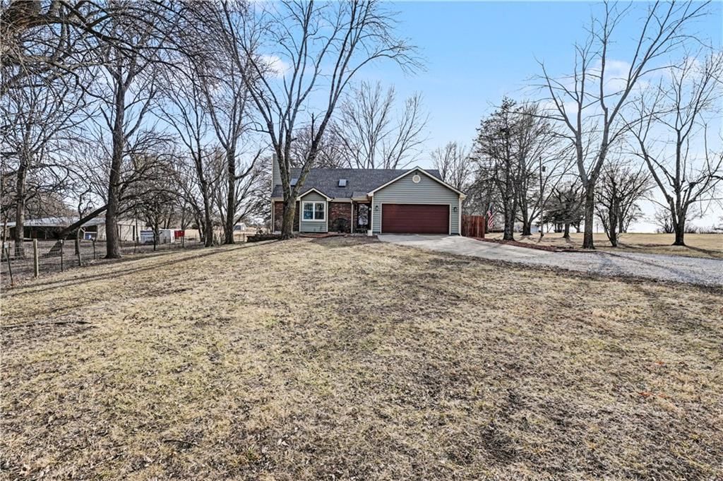 307 E Gore Road — photo 37