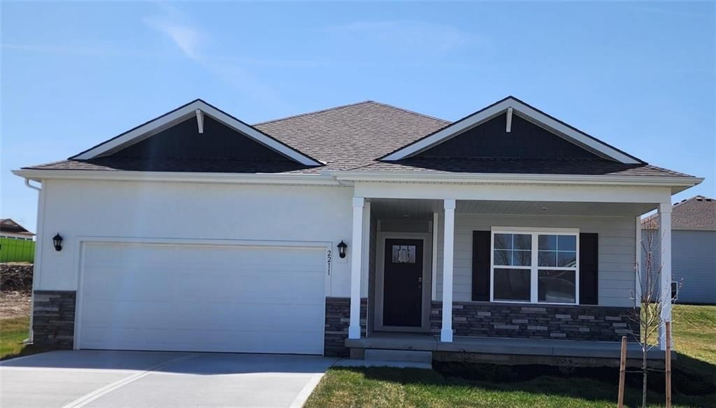 2211 Creek View Lane — photo 2