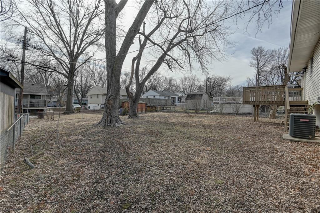 18607 E 6th Street — photo 36