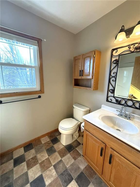 822 W EDWARDS Street — photo 17
