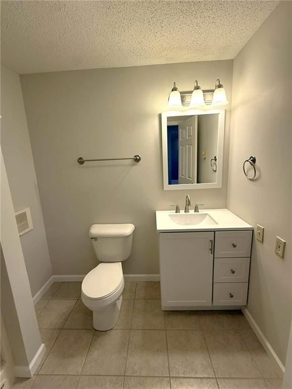 822 W EDWARDS Street — photo 20