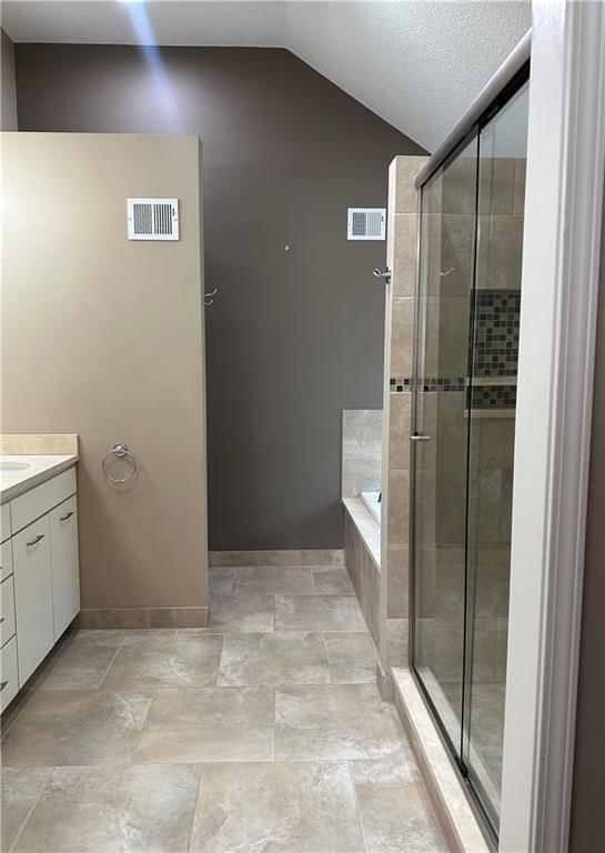 208 N Pacific Court — photo 14