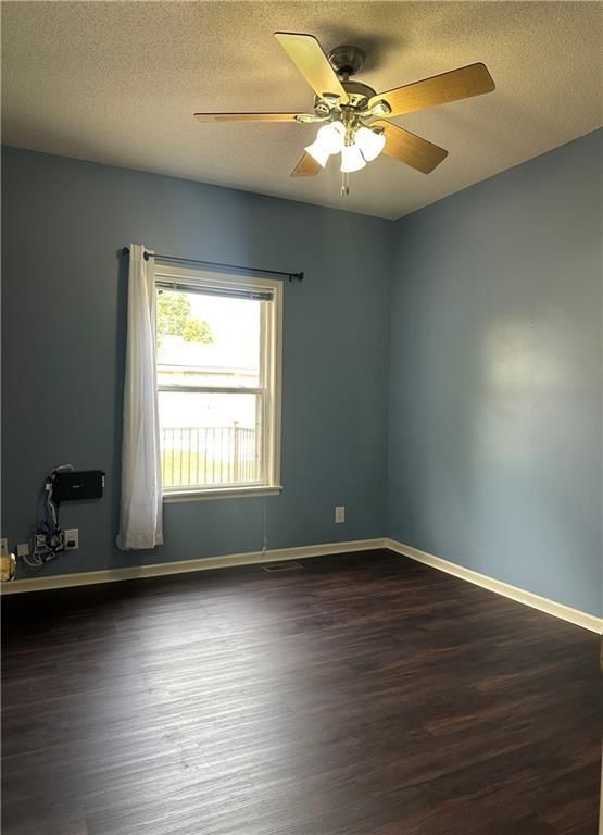 208 N Pacific Court — photo 22