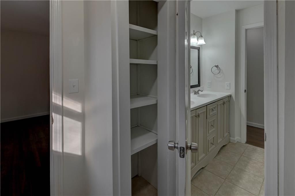13310 Donnelly Avenue — photo 38