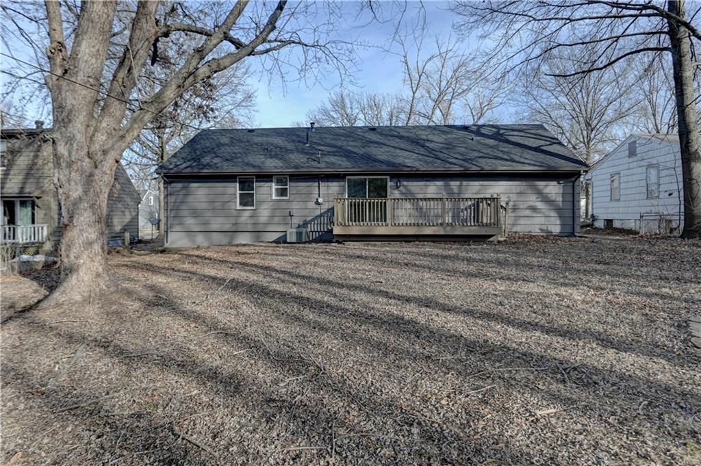 13310 Donnelly Avenue — photo 43